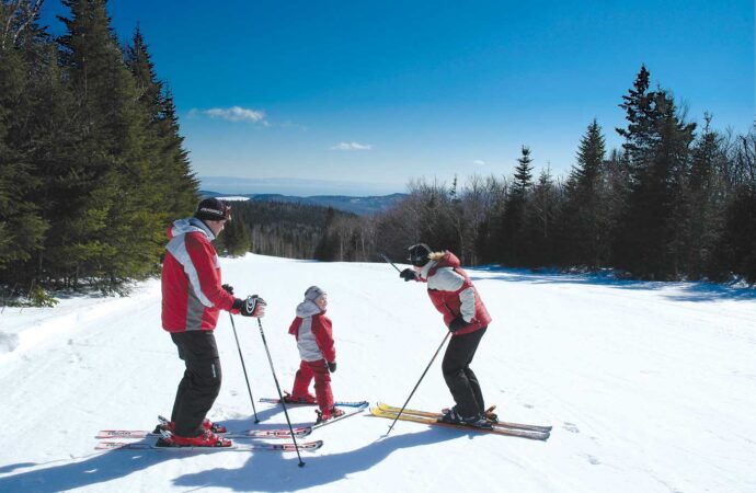 Demi-journée 2 heures de motoneige et ski (4h)